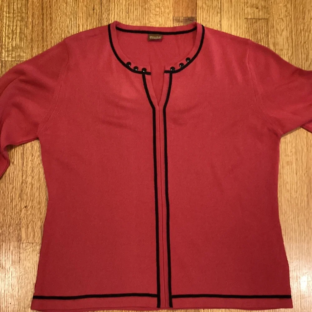 Beautiful Pink Sweater with Black Trim Size XXXL